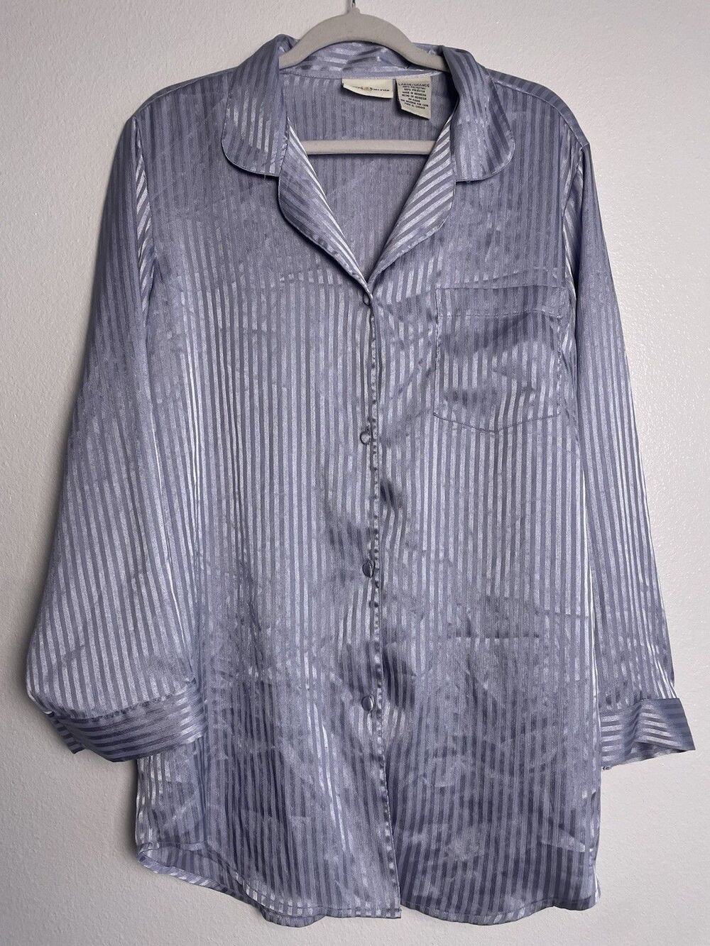 Jaclyn Smith Satin Periwinkle Blue Striped Pajama PJ Shirt Women Large Parisian